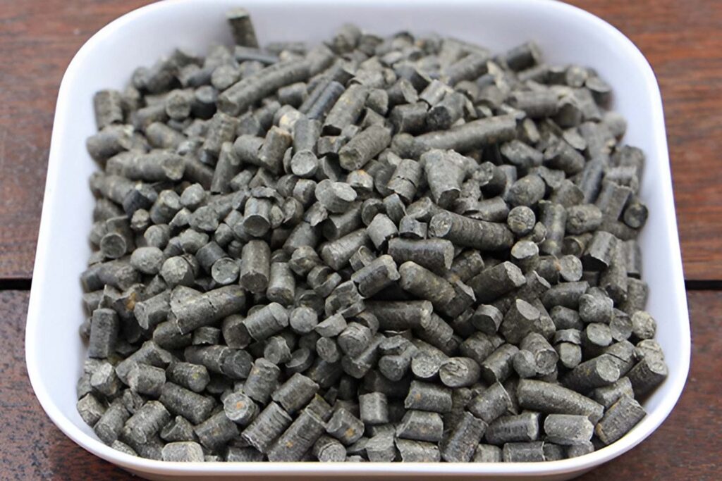 Activated Charcoal Pine Litter